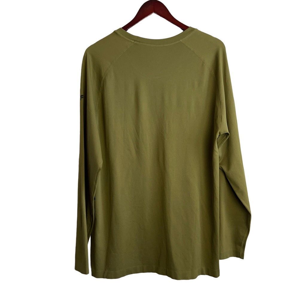 NEW FABLETICS Mens size XXL Green The Training Day Long Sleeve Shirt Top Nylon - Picture 2 of 6